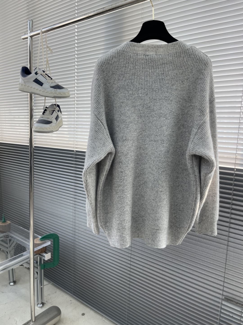 Bv*b*rry sweaters